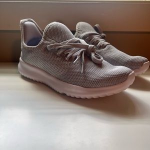 Grey tennis shoes brand new